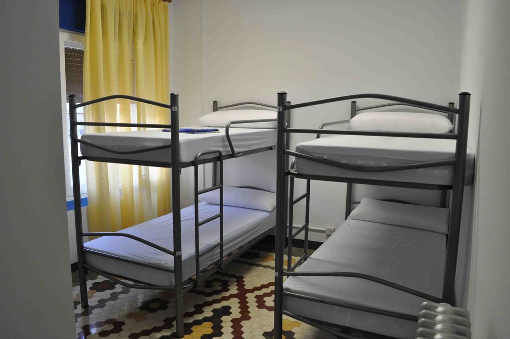 Albergue Internacional De Teruel City Backpackers Номер фото