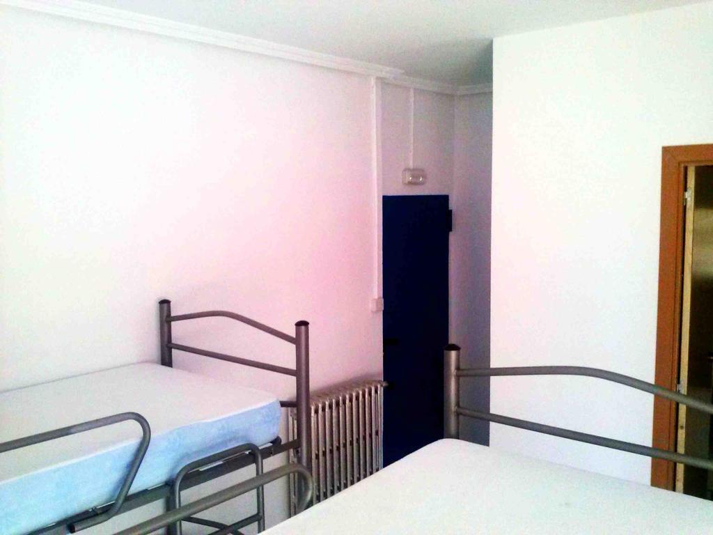 Albergue Internacional De Teruel City Backpackers Экстерьер фото
