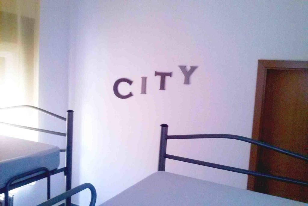 Albergue Internacional De Teruel City Backpackers Номер фото