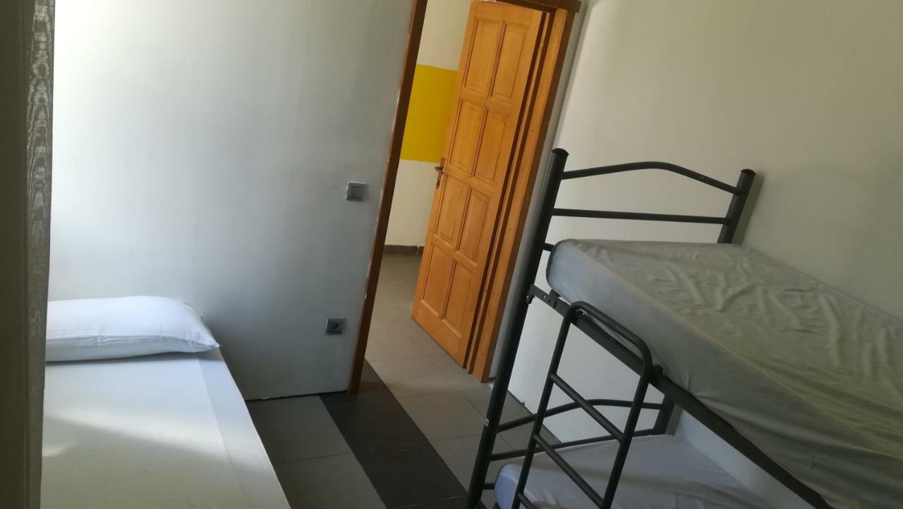 Albergue Internacional De Teruel City Backpackers Экстерьер фото