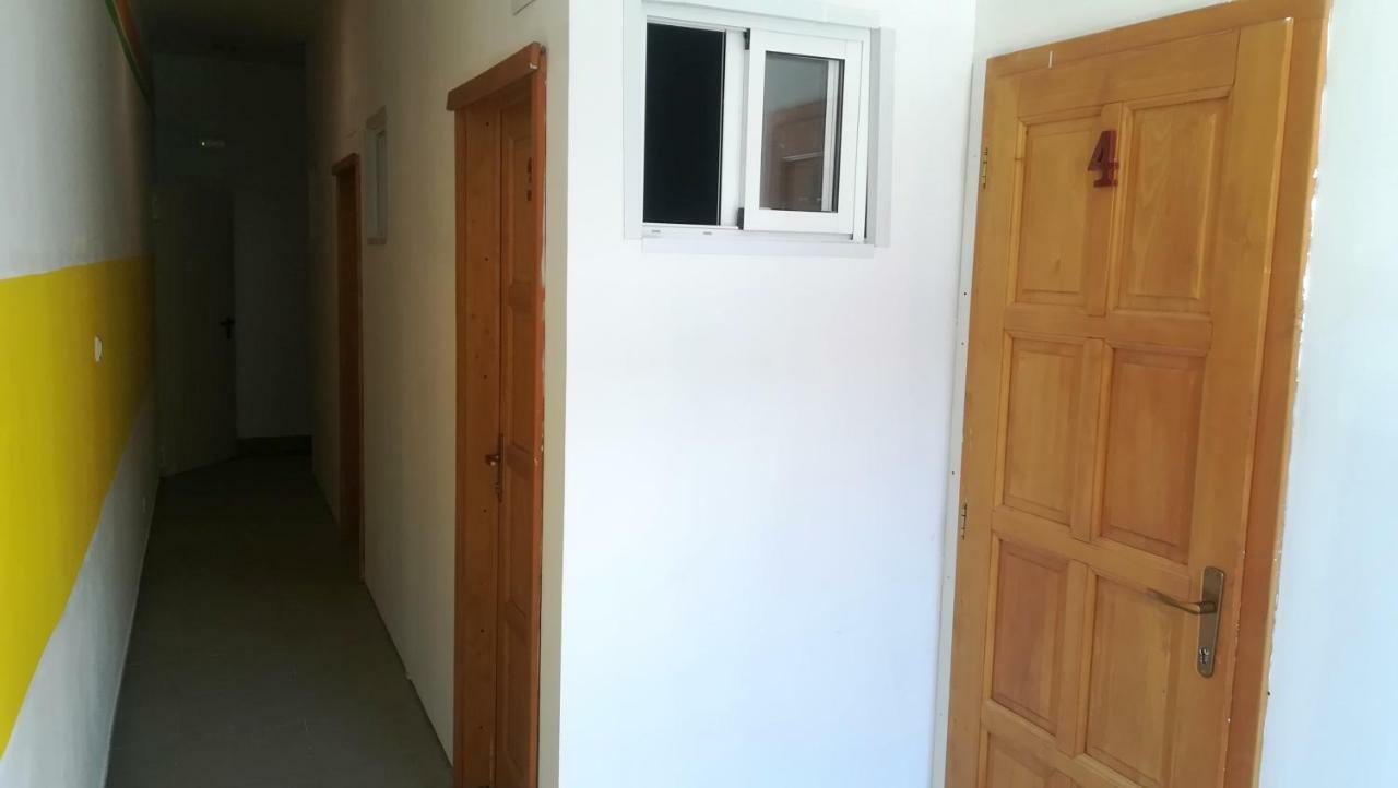 Albergue Internacional De Teruel City Backpackers Экстерьер фото