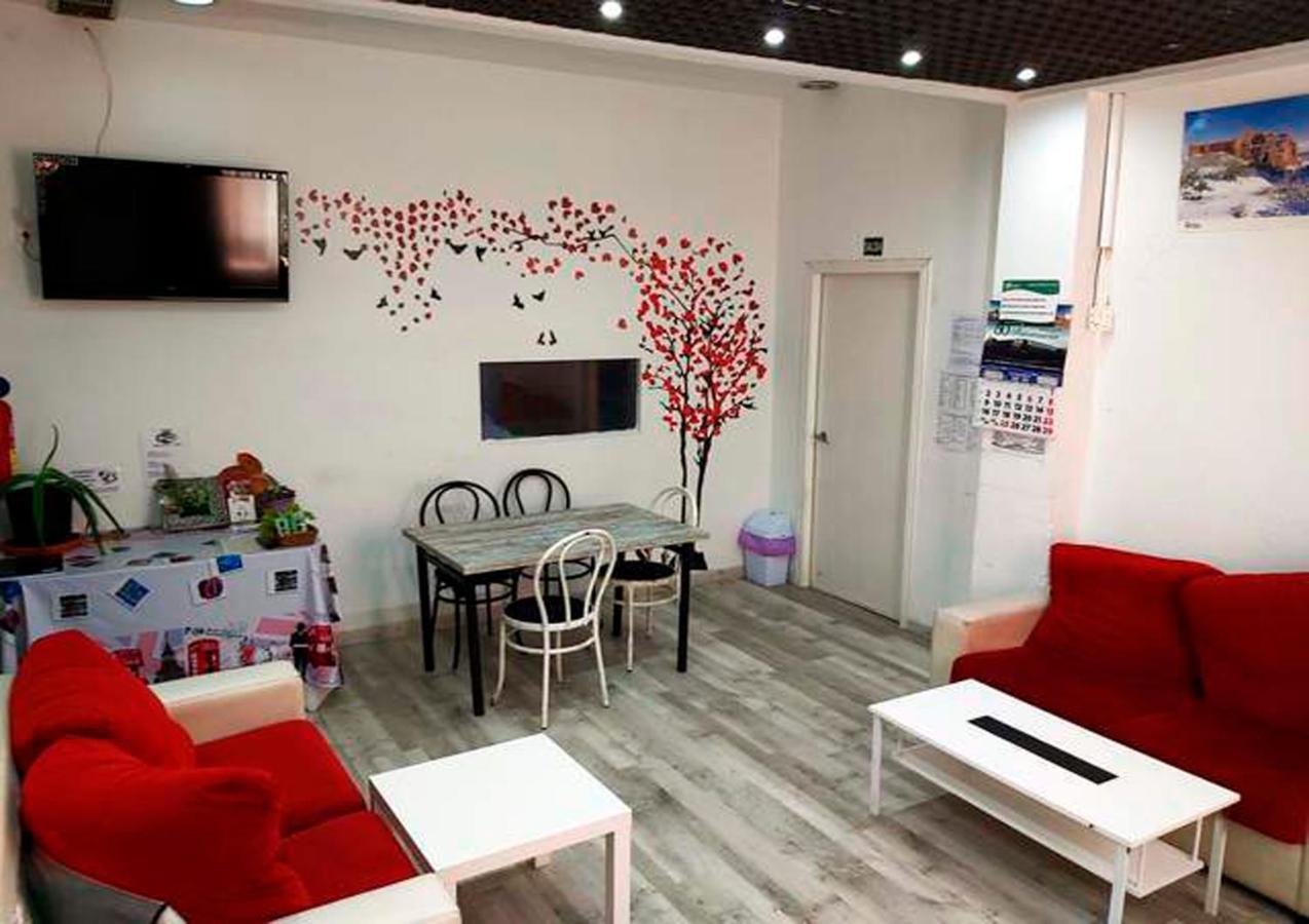 Albergue Internacional De Teruel City Backpackers Экстерьер фото
